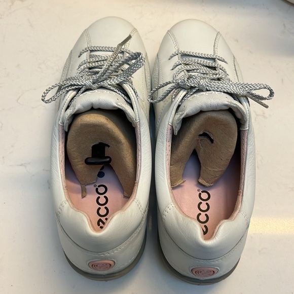 Ecco Golf Shoes - Picture 3 of 6
